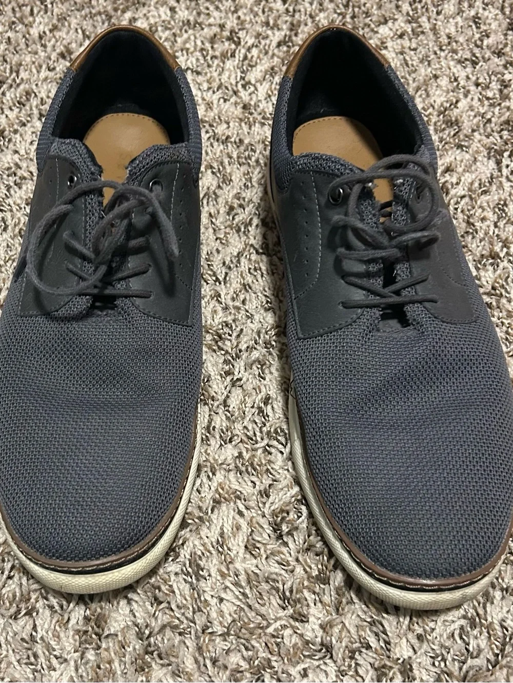 Men's Lace-Up Derby Oxfords in Charcoal